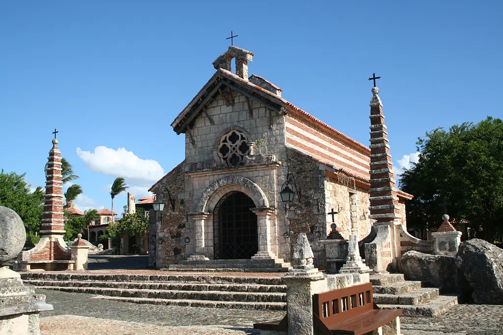 La Romana: El Destino donde el Lujo, el Arte y el Caribe se Vuelven Uno
