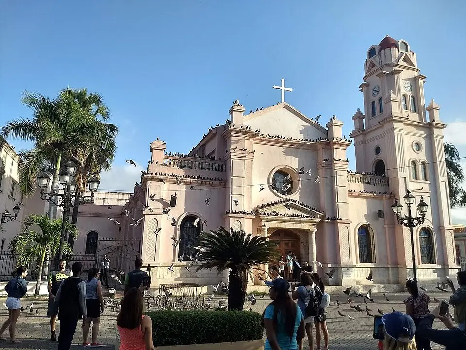 Peravia: Las Dunas del Caribe, Salinas y la Capital del Mango