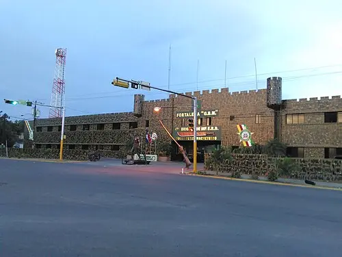 Valverde: La Ciudad de los Bellos Atardeceres y Ríos Caudalosos